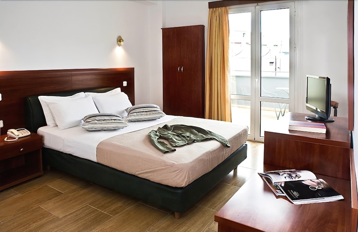 Imagen de la habitación del Hotel Stalis, Atenas. Foto 9