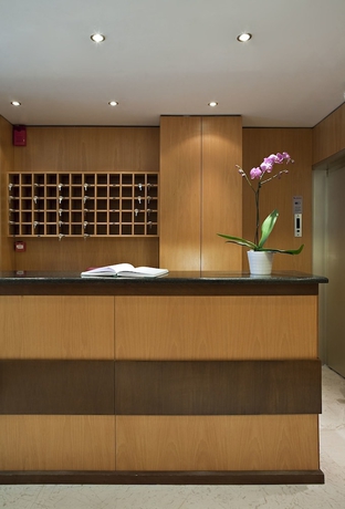 Imagen de los interiores del Hotel Stalis, Atenas. Foto 16