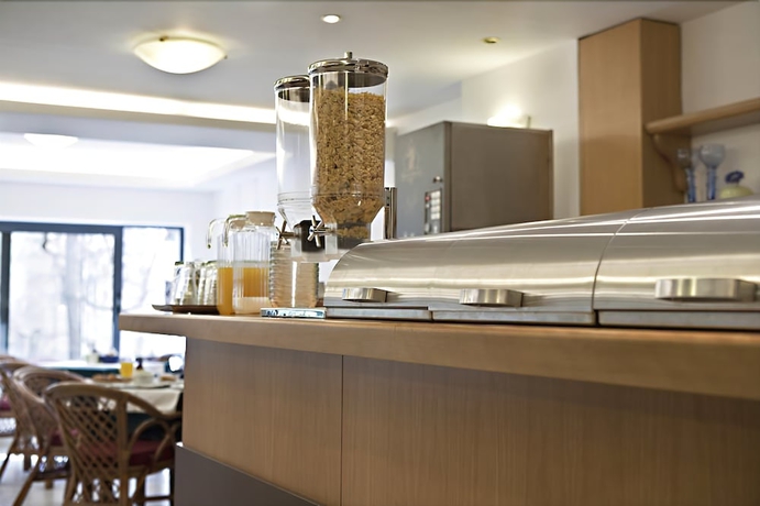 Imagen del bar/restaurante del Hotel Stalis. Foto 3