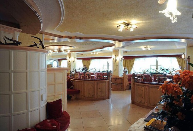 Imagen de los interiores del Hotel Stalon, San Martino di Castrozza. Foto 16