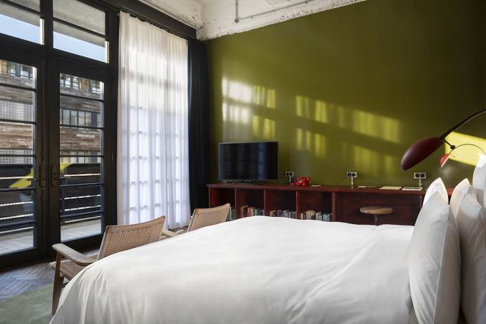 Imagen de la habitación del Hotel Stamba. Foto 6