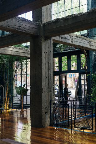 Imagen de los interiores del Hotel Stamba. Foto 20