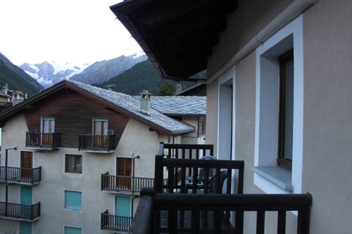 Imagen de la habitación del Hotel Stambecco. Foto 3