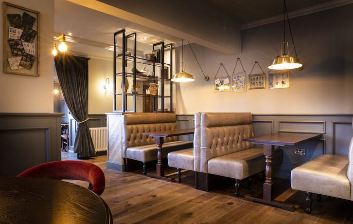 Imagen del bar/restaurante del Hotel Stamford Gate. Foto 4