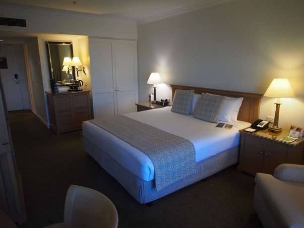 Imagen de la habitación del Hotel Stamford Plaza Sydney Airport. Foto 12