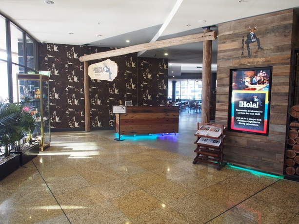 Imagen del bar/restaurante del Hotel Stamford Plaza Sydney Airport. Foto 1