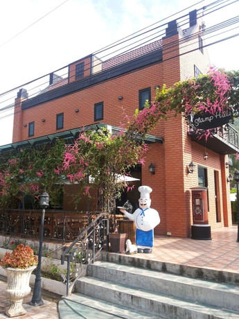 Imagen de los exteriores del Hotel Stamp Hills Resort and Restaurant. Foto 19