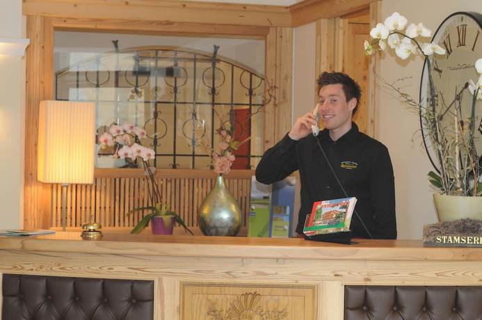 Imagen de los interiores del Hotel Stamserhof. Foto 17