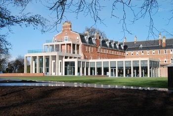 Imagen de la habitación del Hotel Stanbrook Abbey. Foto 7