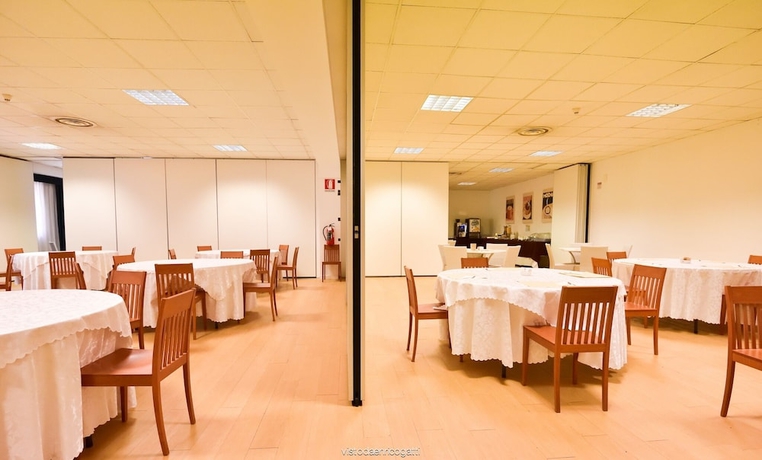 Imagen de los interiores del Hotel Standard Udine. Foto 16