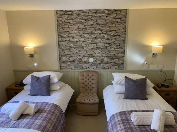 Imagen de la habitación del Hotel Standing Stones. Foto 2