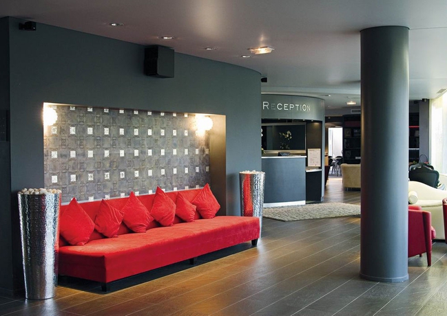 Imagen de los interiores del Hotel Standing Suites by Actisource. Foto 11