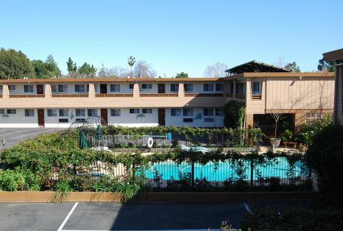 Imagen general del Hotel Stanford Motor Inn. Foto 5