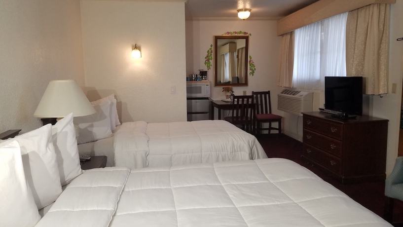 Imagen de la habitación del Hotel Stanford Motor Inn Palo Alto. Foto 3