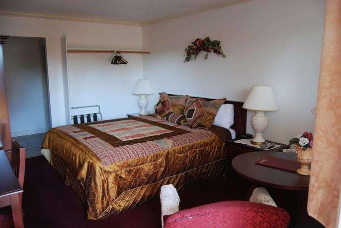Imagen de la habitación del Hotel Stanford Motor Inn Palo Alto. Foto 16