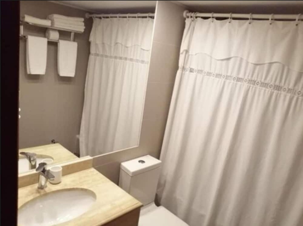 Imagen de la habitación del Hotel Stanford Santiago. Foto 10