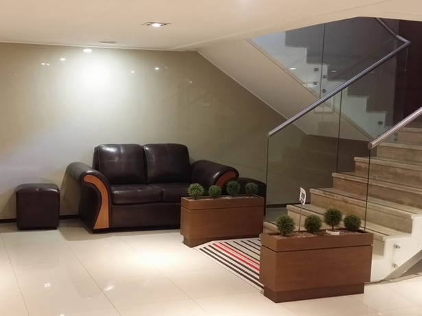 Imagen de los interiores del Hotel Stanford Santiago. Foto 16