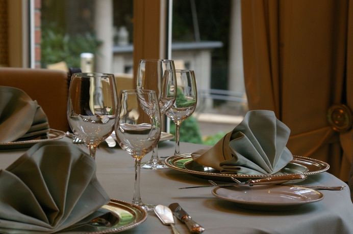 Imagen del bar/restaurante del Hotel Stanhope Hotel Brussels By Thon Hotels. Foto 4