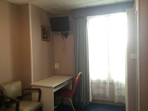 Imagen de la habitación del Hotel Stanislas. Foto 14