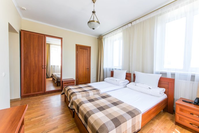 Imagen de la habitación del Hotel Stanislaviv. Foto 4