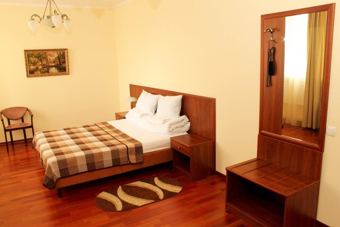 Imagen de la habitación del Hotel Stanislaviv. Foto 12