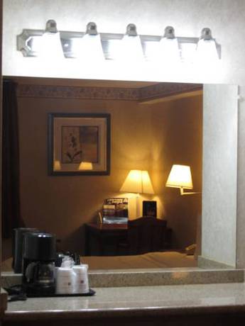 Imagen de la habitación del Hotel Stanton Inn & Suites. Foto 14