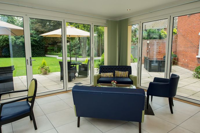 Imagen del bar/restaurante del Hotel Stanwell By Mercure. Foto 2