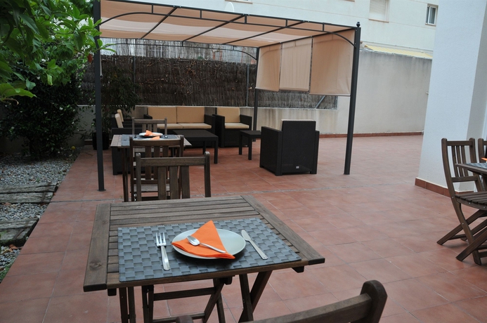 Imagen del bar/restaurante del Hotel Star Bay. Foto 4