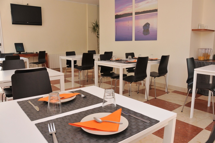 Imagen del bar/restaurante del Hotel Star Bay. Foto 5