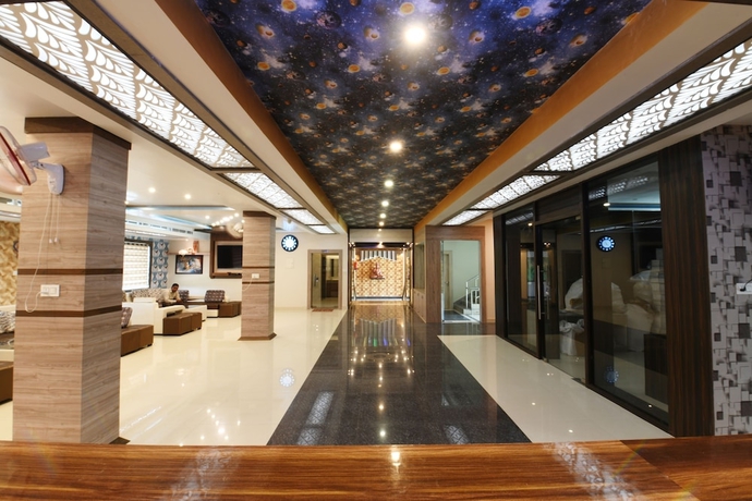 Imagen de los interiores del Hotel Star Bodhgaya. Foto 14