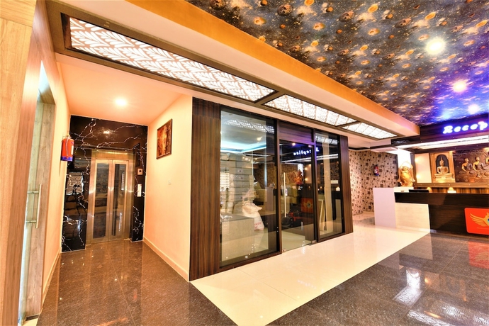Imagen de los interiores del Hotel Star Bodhgaya. Foto 15