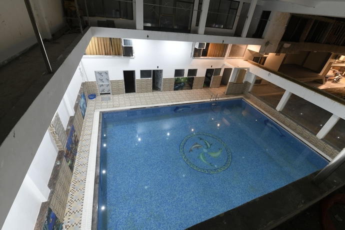 Imagen de la piscina del Hotel Star Bodhgaya. Foto 19