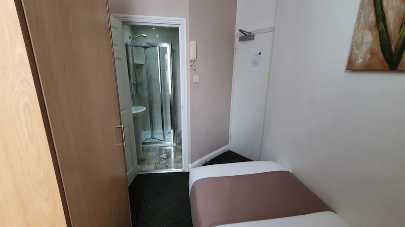 Imagen de la habitación del Hotel Star ByB. Foto 18