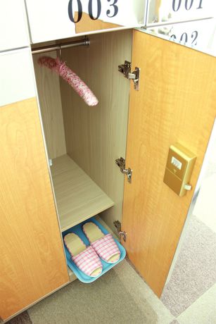 Imagen de los interiores del Hotel Star Capsule Okinawa. Foto 16