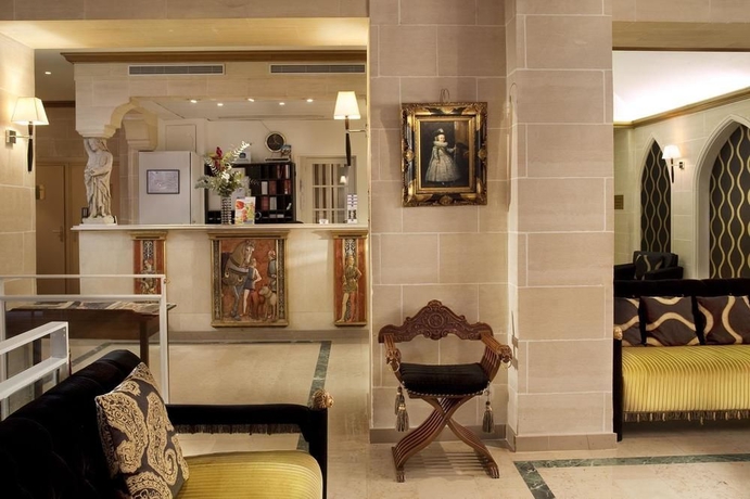 Imagen de los interiores del Hotel Star Champs Elysées. Foto 10