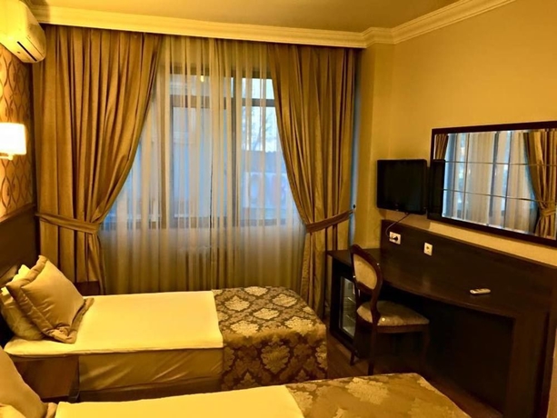 Imagen de la habitación del Hotel Star City. Foto 7