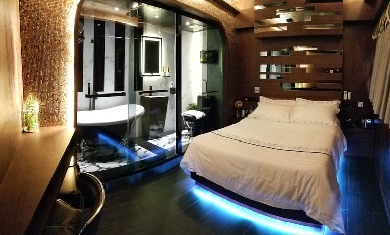 Imagen de la habitación del Hotel Star City - Tsim Sha Tsui. Foto 7