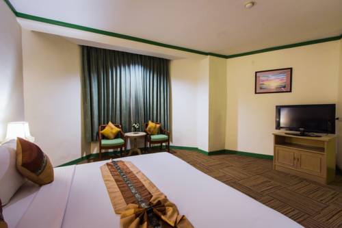 Imagen de la habitación del Hotel Star Convention. Foto 7