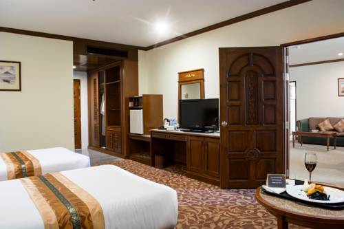 Imagen de la habitación del Hotel Star Convention. Foto 13