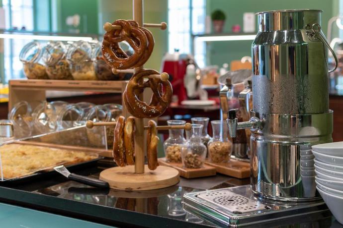 Imagen del bar/restaurante del Hotel Star G Premium Dresden Altmarkt. Foto 3