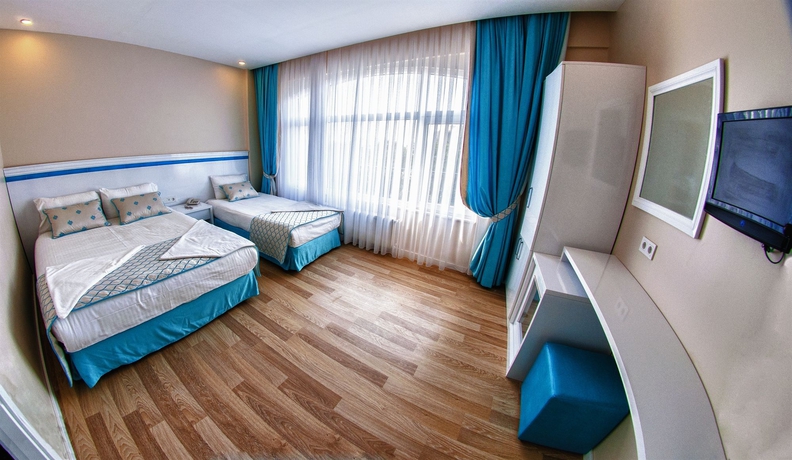 Imagen de la habitación del Hotel Star Holiday. Foto 7