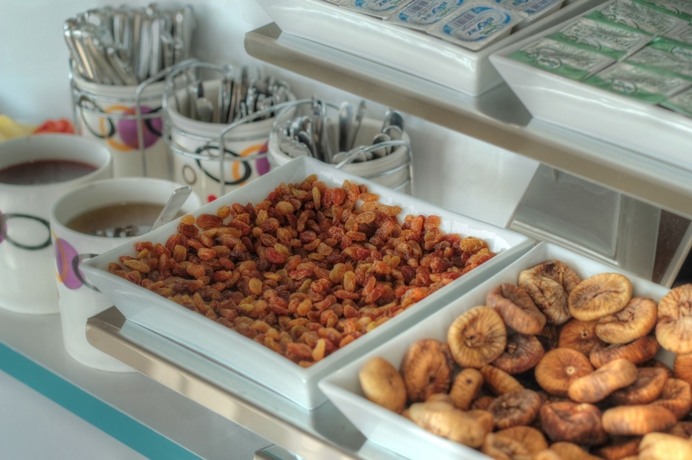 Imagen del bar/restaurante del Hotel Star Holiday. Foto 5