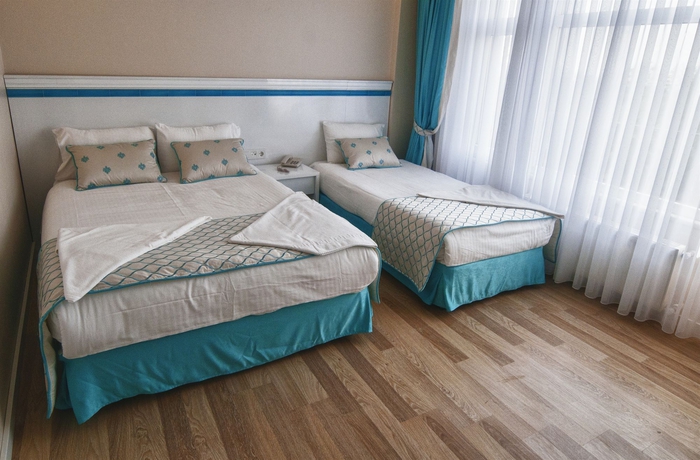 Imagen de la habitación del Hotel Star Holiday. Foto 15