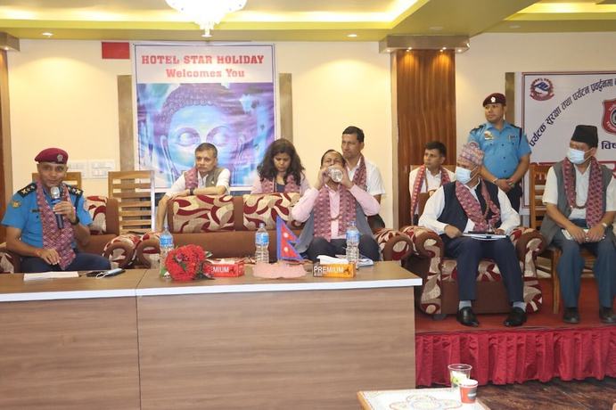 Imagen del bar/restaurante del Hotel Star Holiday, Siddharthanagar. Foto 4