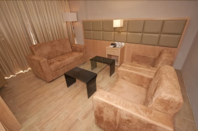 Imagen de la habitación del Hotel Star Hotel Semarang. Foto 15
