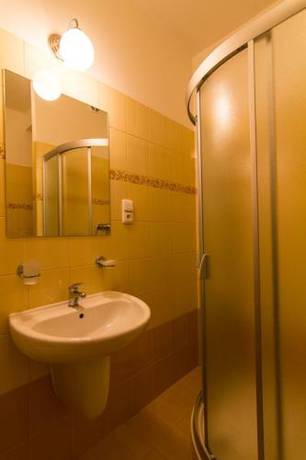 Imagen de la habitación del Hotel Star Hotels Benecko. Foto 4