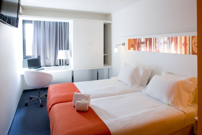 Imagen de la habitación del Hotel Star Inn Porto. Foto 4