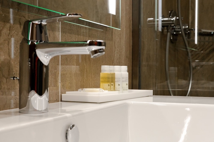 Imagen de la habitación del Hotel Star Land Hotel Bastos. Foto 10