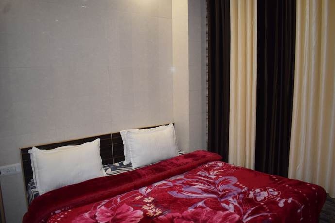 Imagen de la habitación del Hotel Star Light. Foto 8