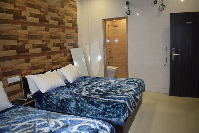 Imagen de la habitación del Hotel Star Light. Foto 15